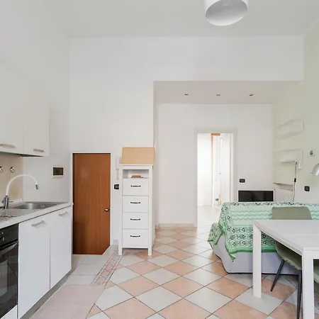 Guesthost - Comfy Nest In South * Milano