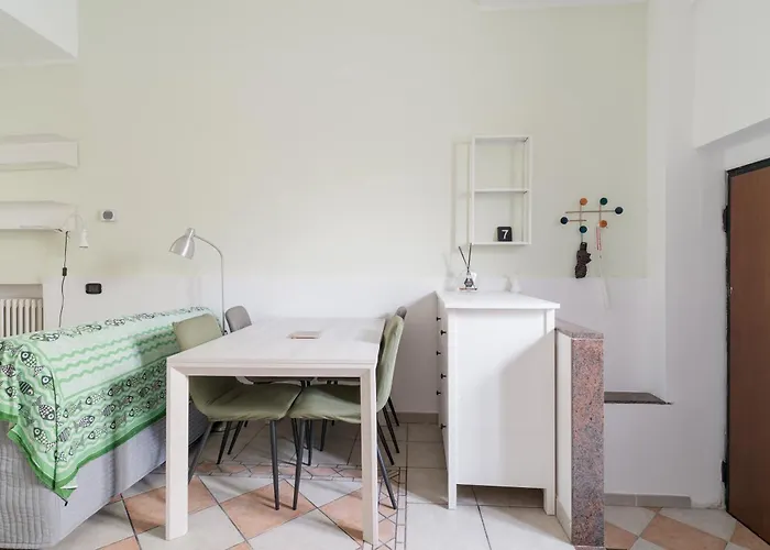 Guesthost - Comfy Nest In South Lejlighed Milano