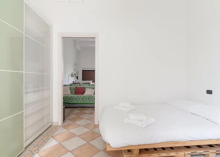 Guesthost - Comfy Nest In South Lejlighed